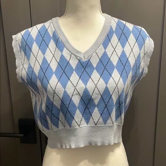 NIIHAI Blue and White Argyle Knit Vest - Picture 1 of 4